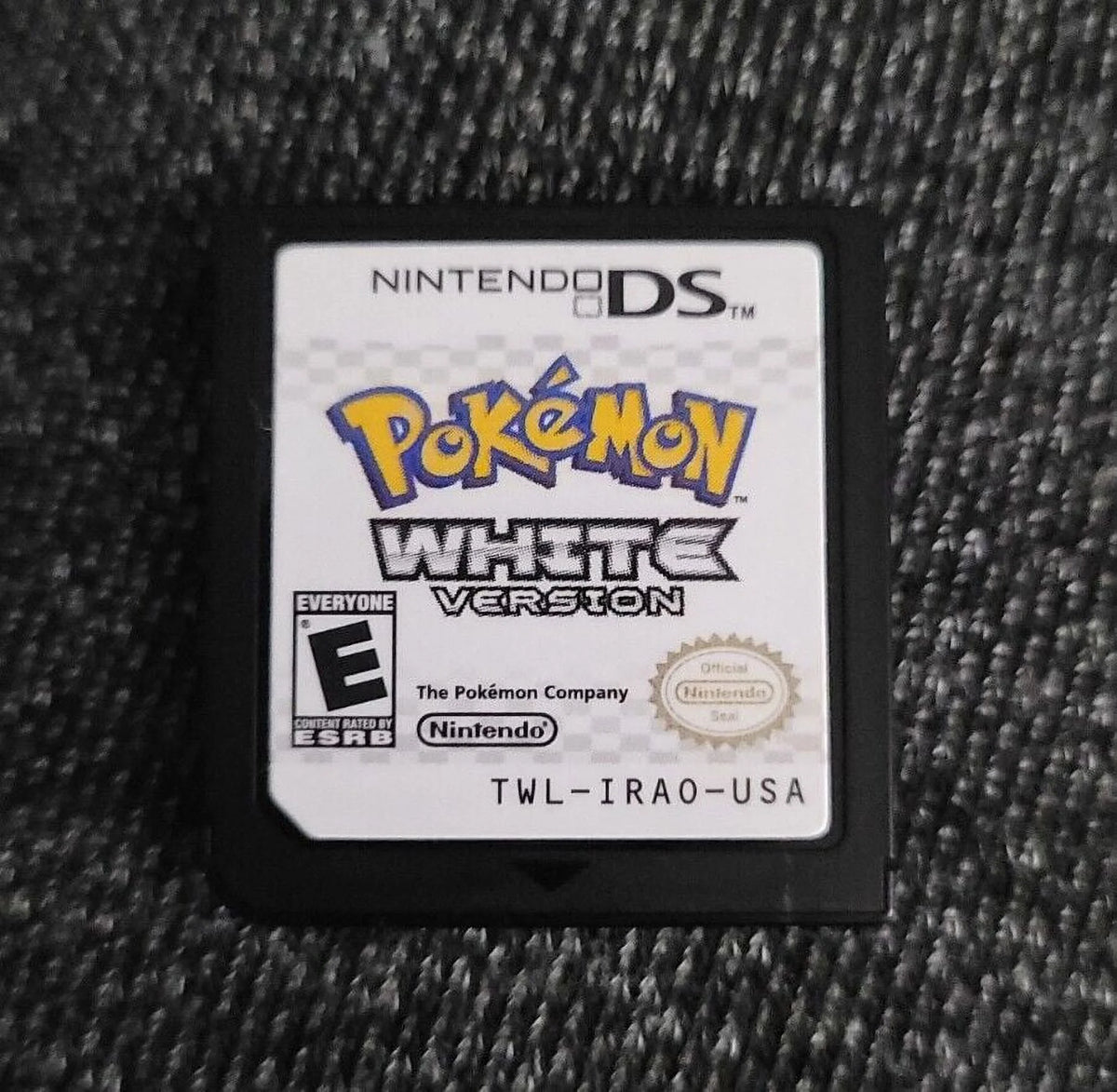 Pokémon White Nintendo DS Video Game Q593