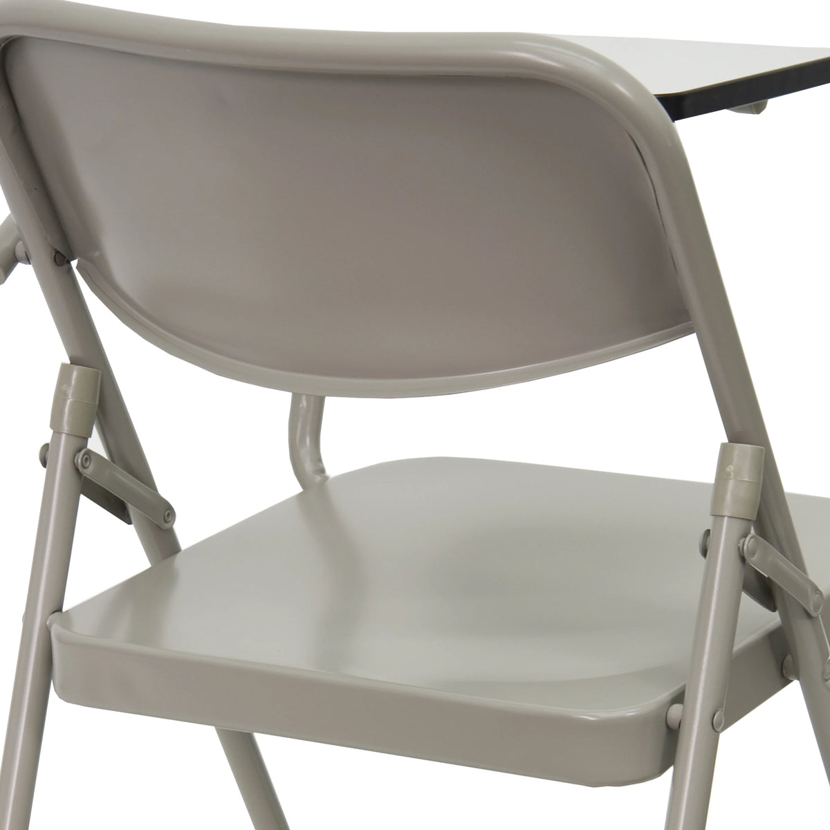 Folding Chair with Tablet Arm Q917940