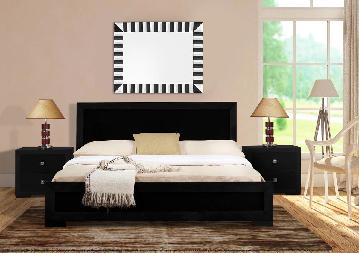 Queen Black Platform Bed Z973