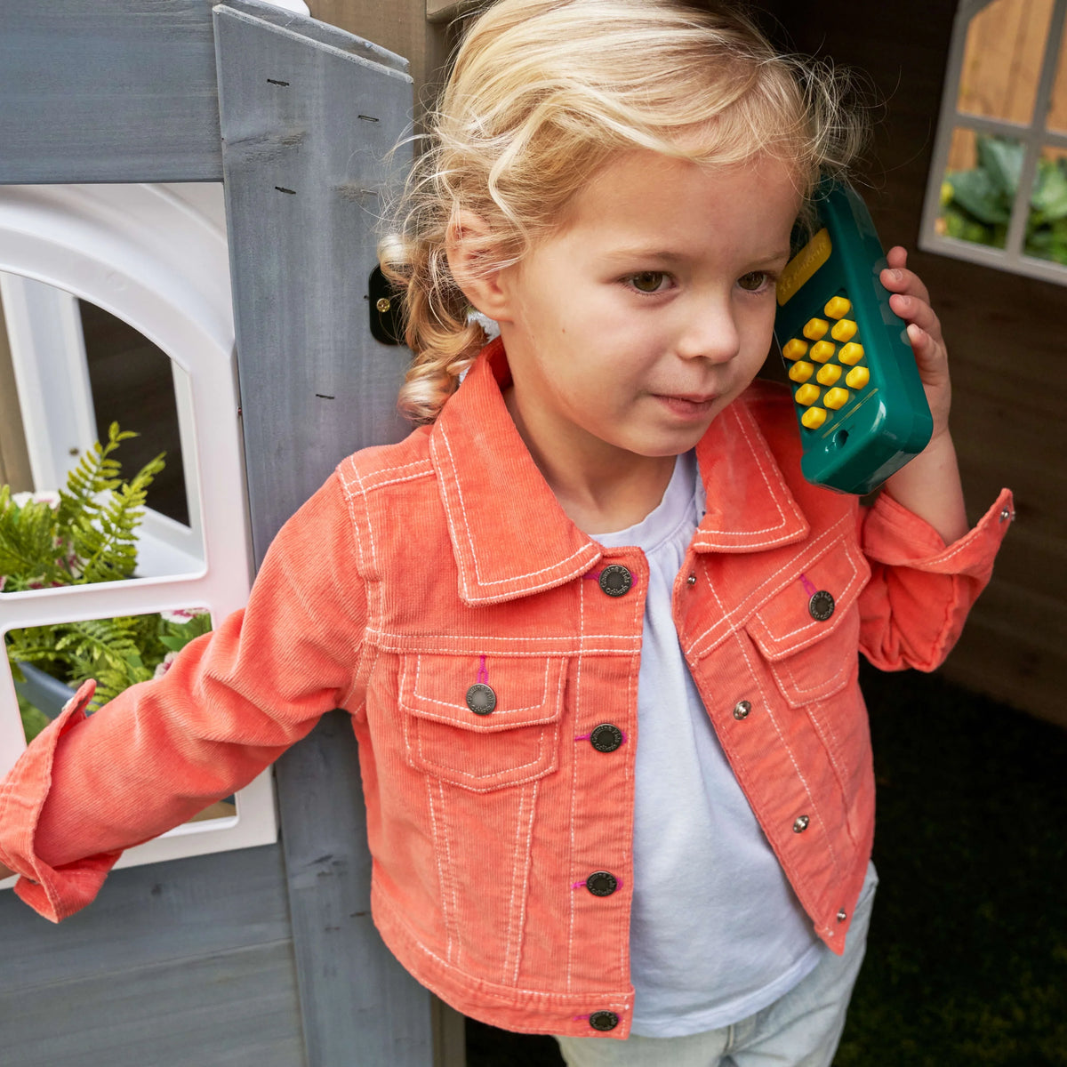 Wooden Outdoor Playhouse with Kitchen Y9765
