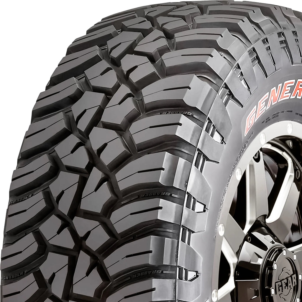 Mud Terrain Light Truck Tire E615635