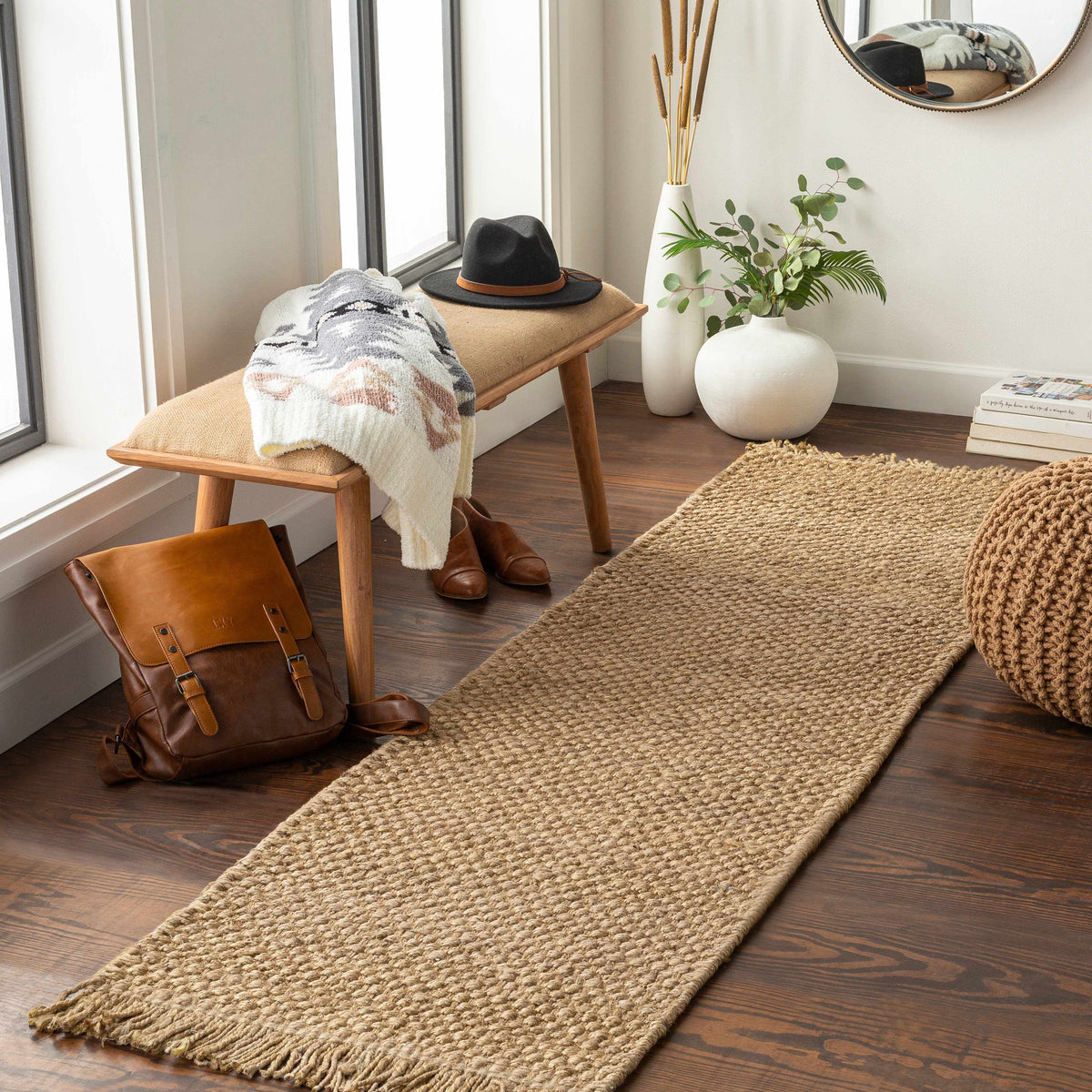 Beige 2' x 3' Jute Area Rug T240