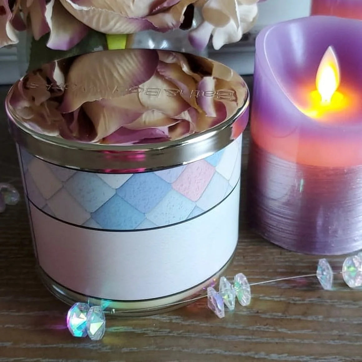 Three Wick Candle Vanilla Mint Chocolate Chip O325
