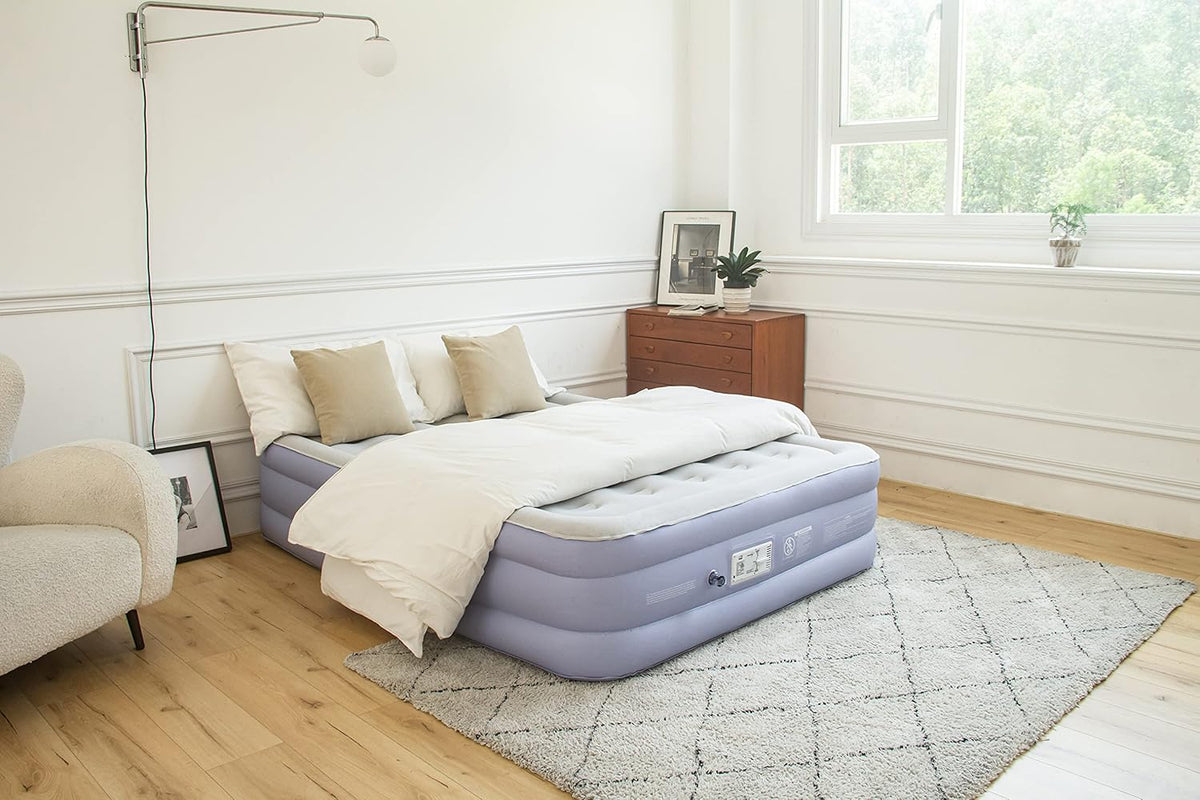Queen 18 Raised Air Mattress with Built-in Pump V563621