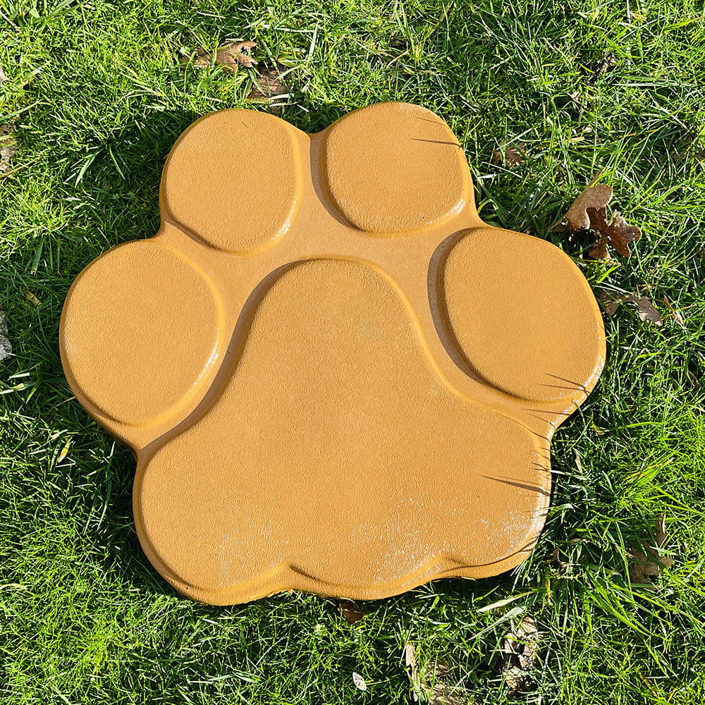 Paw Print Stepping Stone Mold 16 in B44752