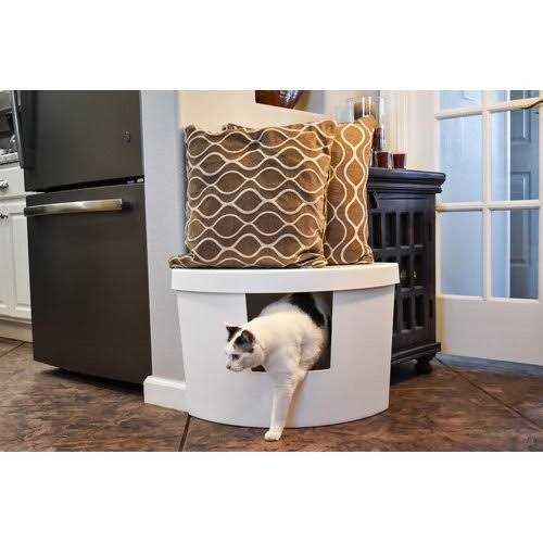 Enclosed Plastic Litter Box J334133