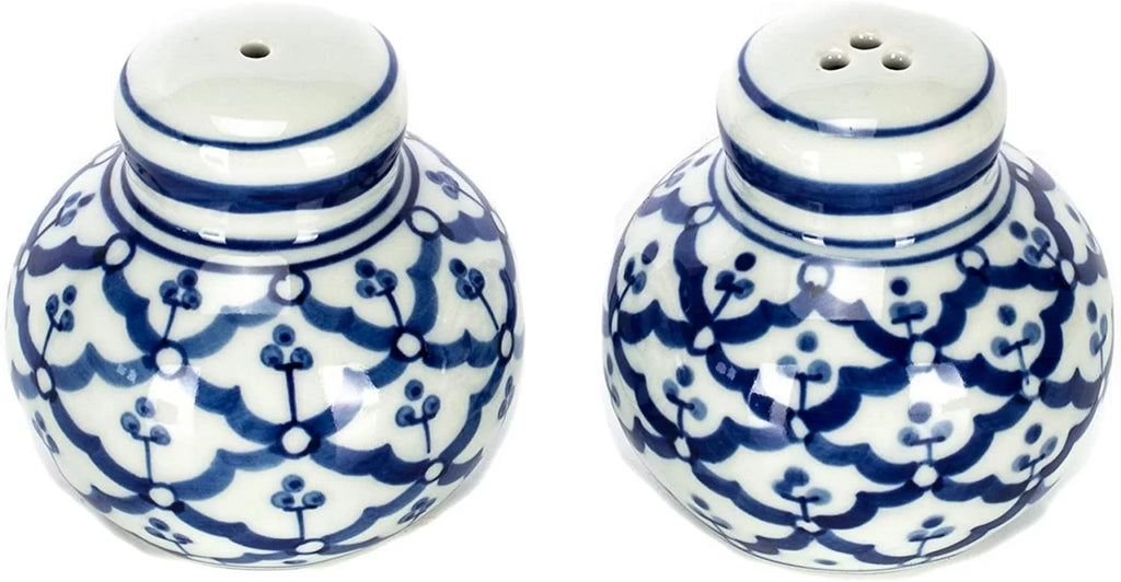 Blue and White 2 inch Porcelain Ceramic Salt and Pepper Shaker Set H16737