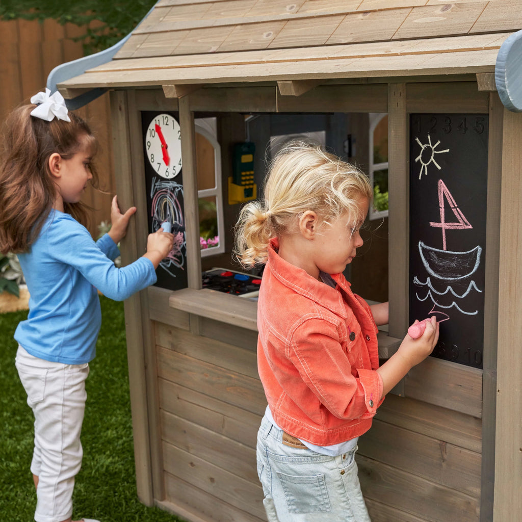 Wooden Outdoor Playhouse with Kitchen Y9765